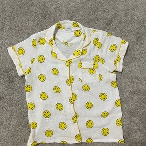 smiley face pajama set size small sassy shortcake